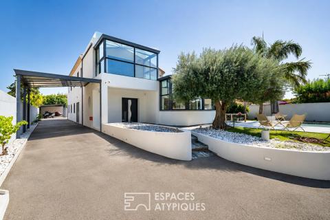 L&rsquo;Élégance Contemporaine aux Portes de la Méditerranée