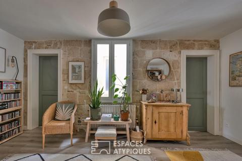 L&rsquo;Écusson vu d&rsquo;en haut : dernier étage de caractère avec cheminée et mezzanine