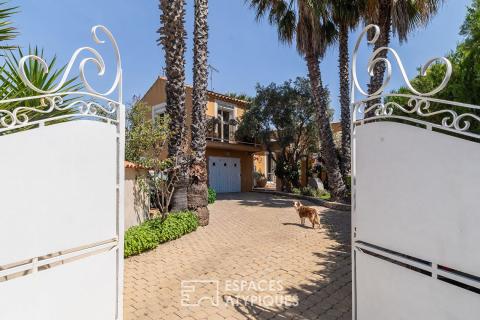 Mediterranean villa : the art of living in the sun