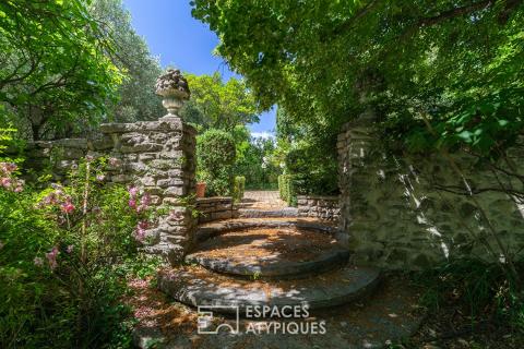 A former farmhouse reinvented with a swimming pool at the foot of the Pic Saint-Loup