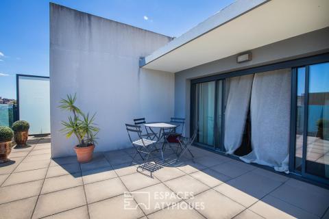 Dernier étage aux Beaux-Arts, terrasse et vue dégagée