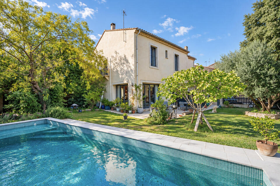 Maison d'architecte, studio indépendant et piscine