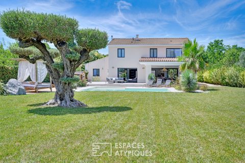 Villa raffinée avec piscine et parcelle annexe constructible