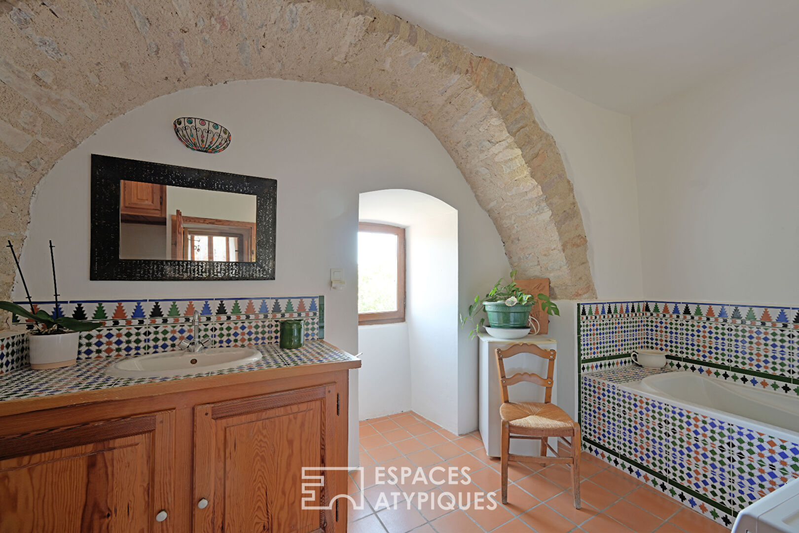 Incredible character house in the heart of Puéchabon