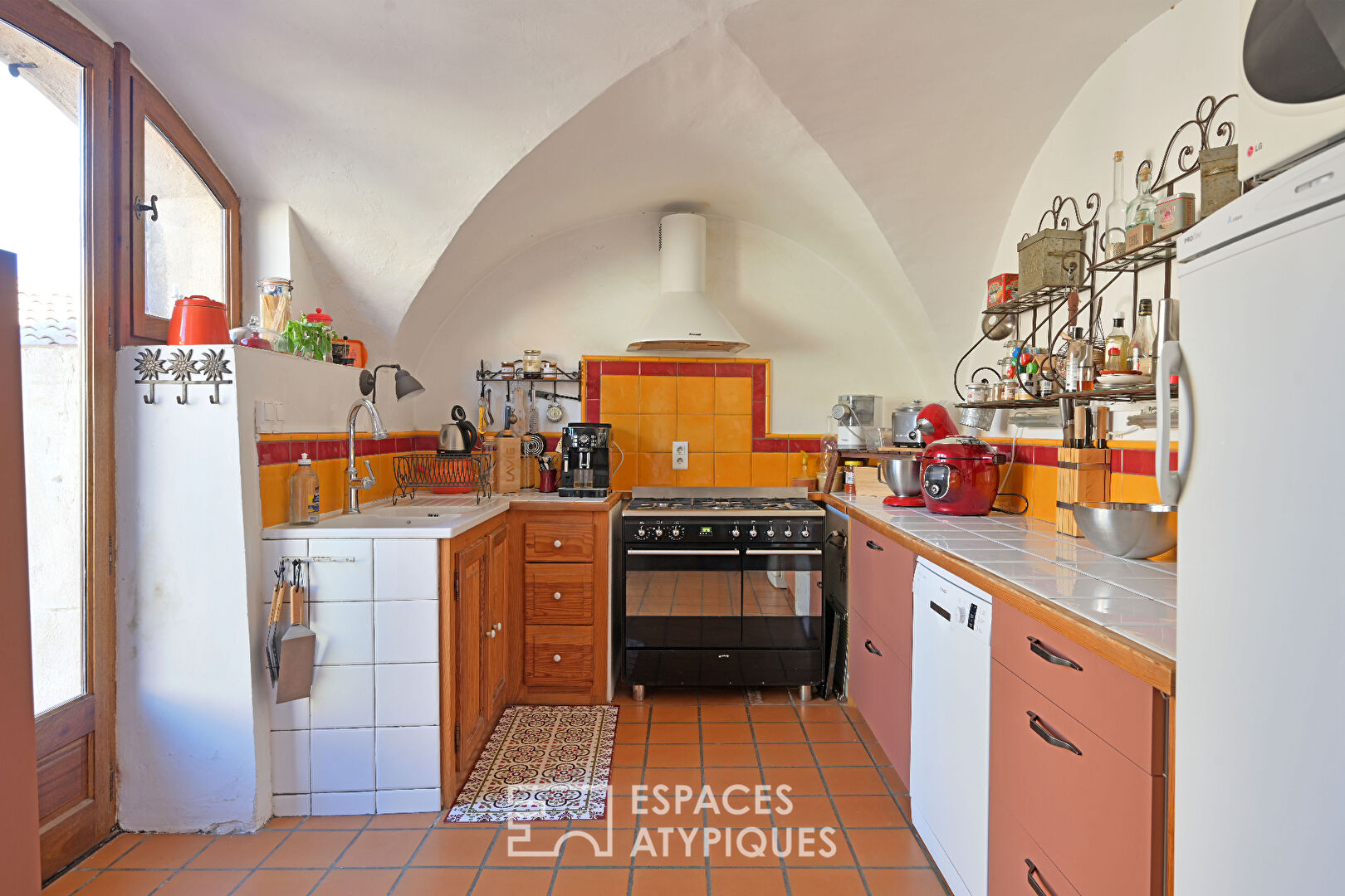 Incredible character house in the heart of Puéchabon