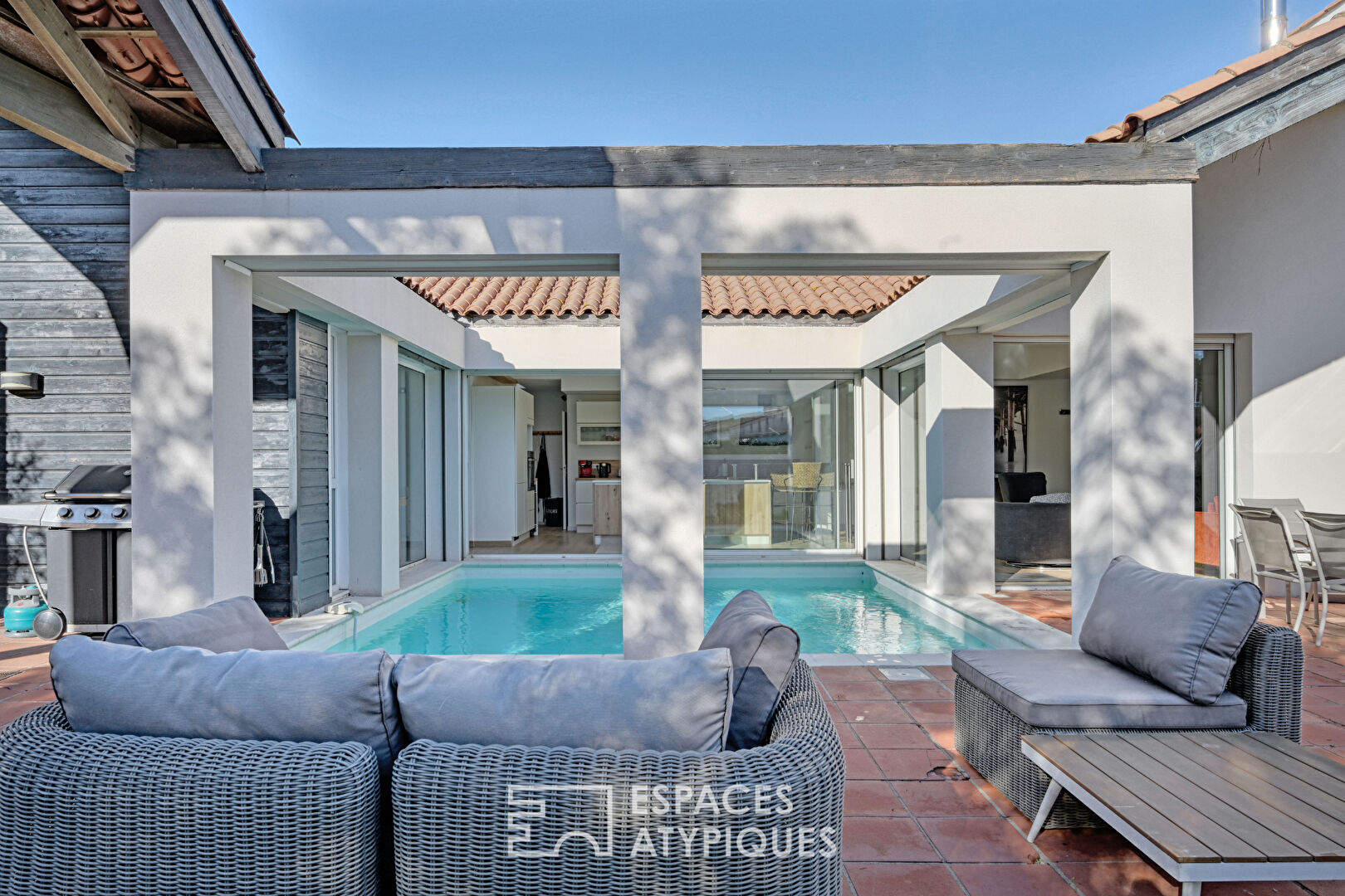 Unique architect-designed house in Pérols