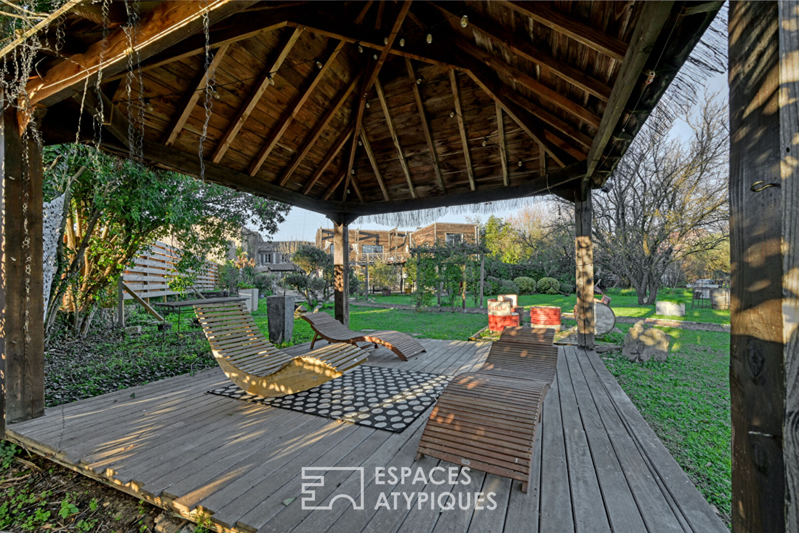 Unique real estate complex with spa and swimming pool