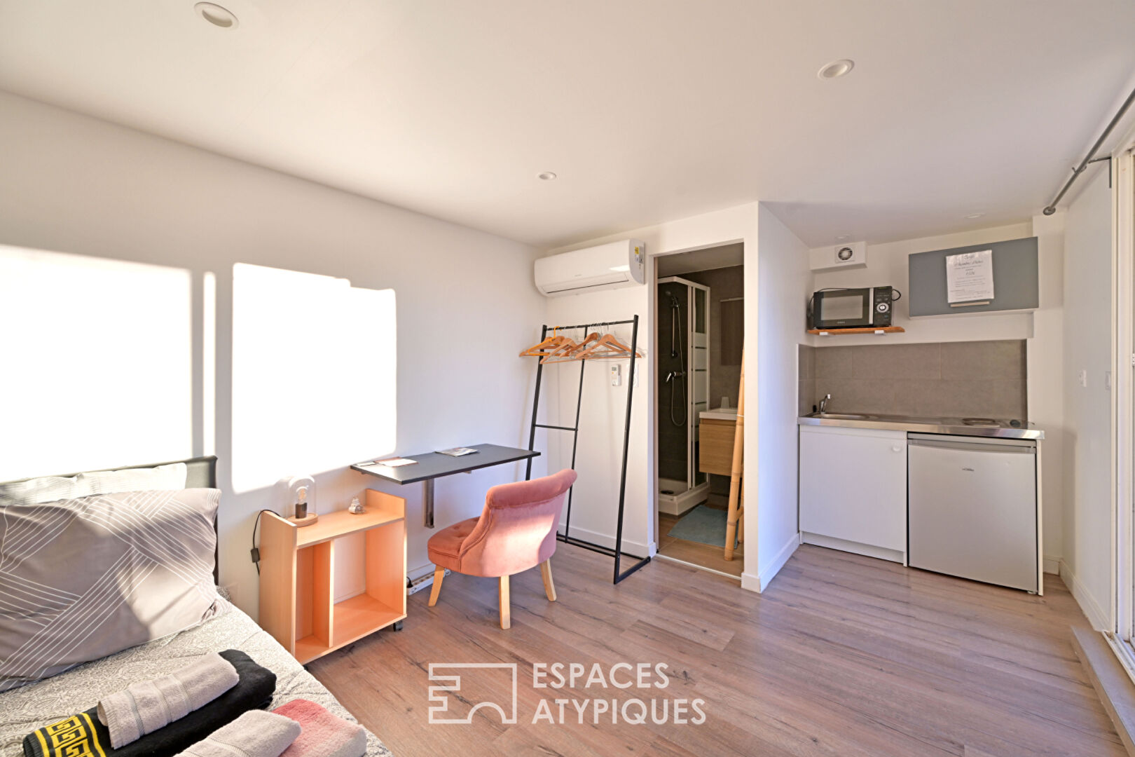 Unique real estate complex with spa and swimming pool