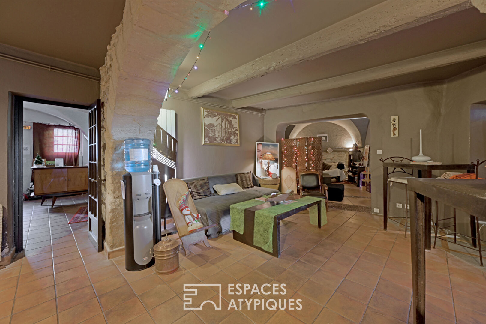 Unique real estate complex with spa and swimming pool