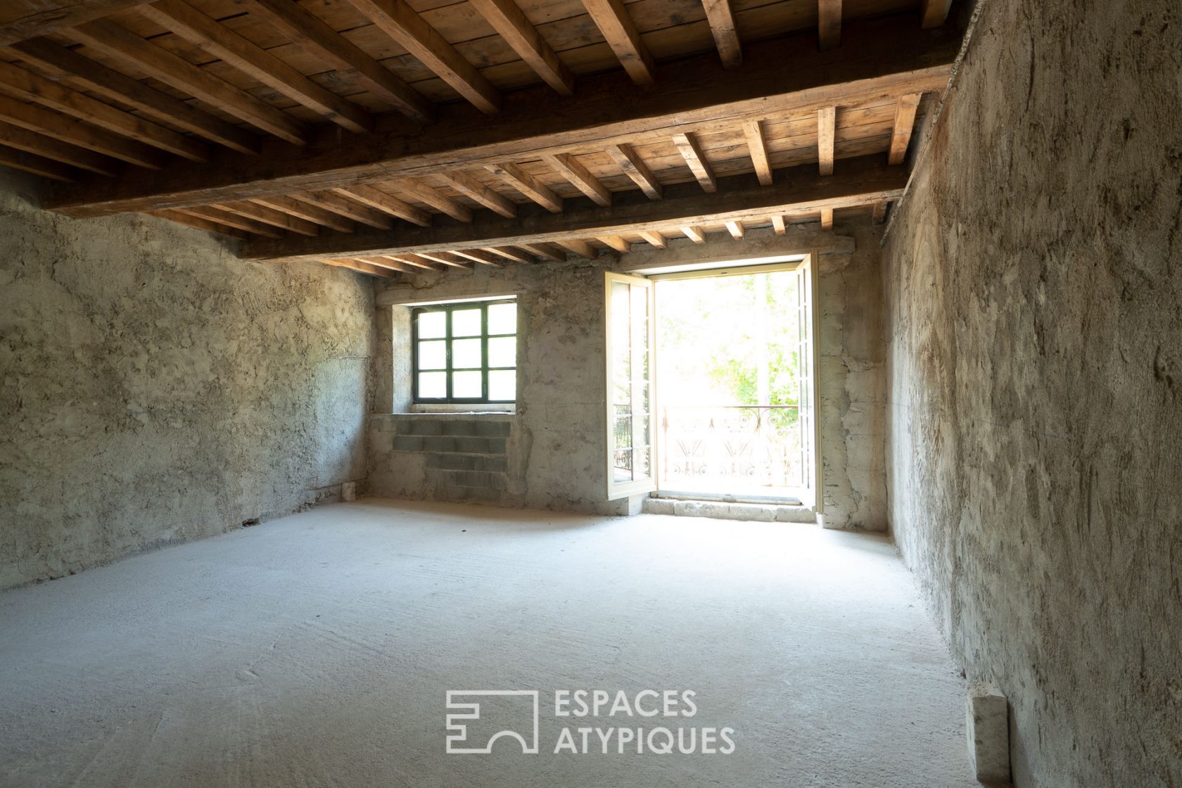 Maison de village à terminer