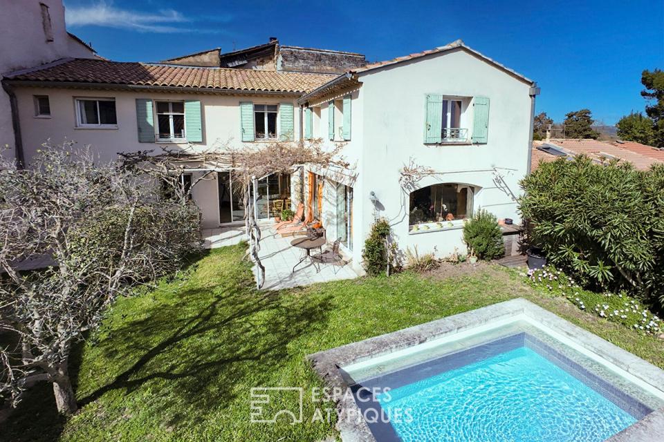 L'inattendue, maison en coeur de village avec vue, jardin et bassin