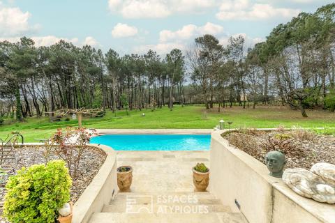 Villa lumineuse dans un écrin préservé, au pied des Ocres de Provence