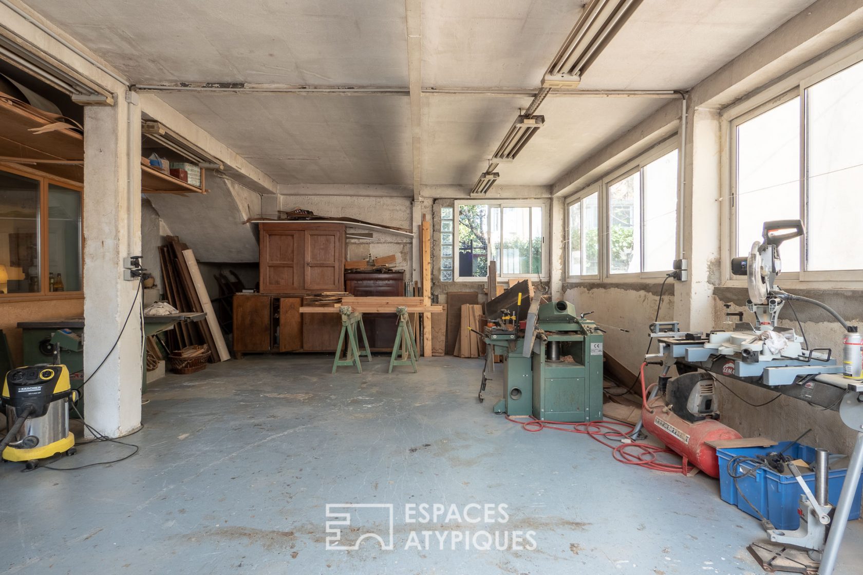 atelier/appartement à reinventer