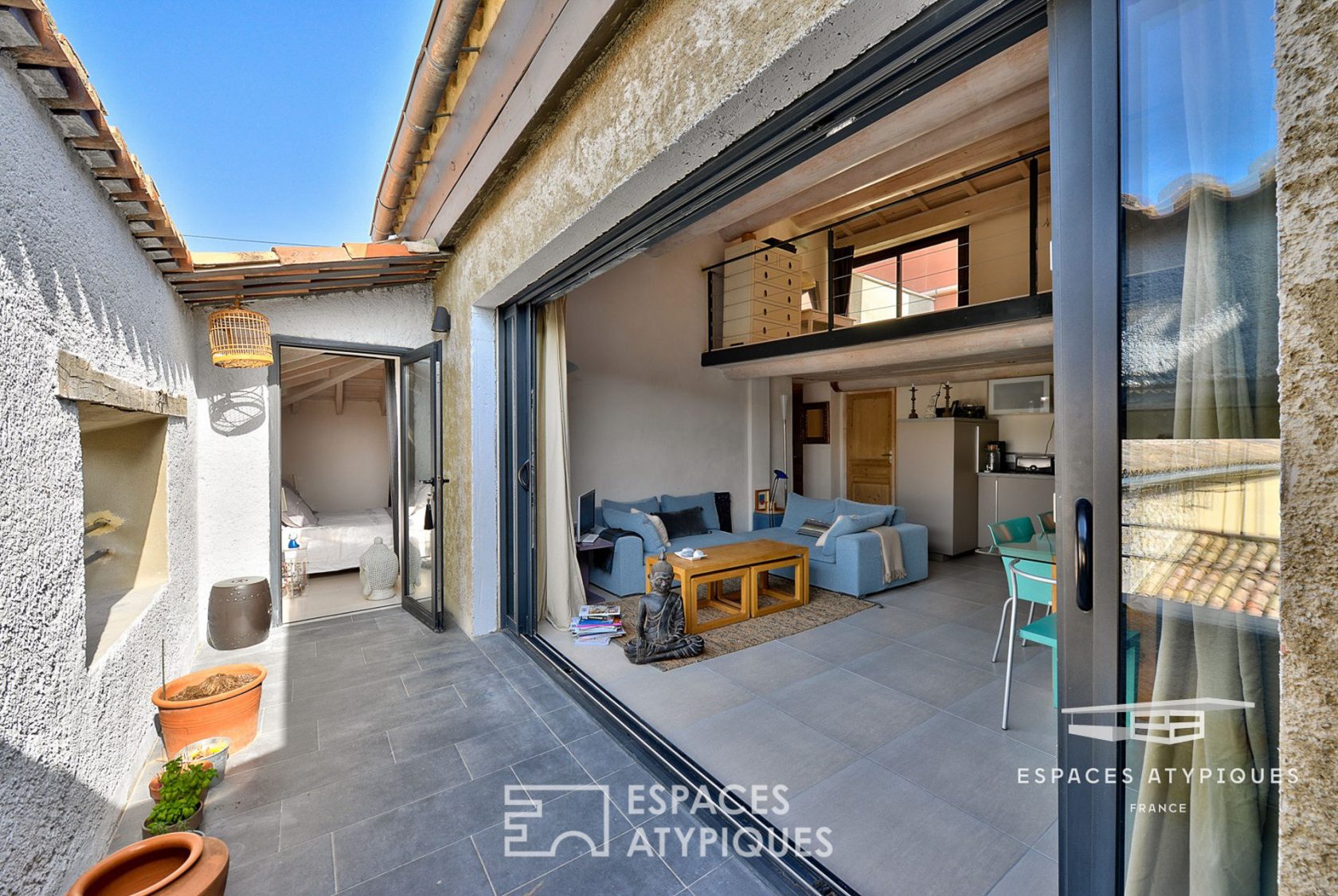 Duplex contemporain avec  terrasse