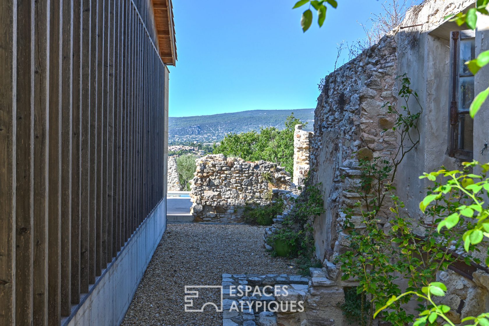 Antique et contemporaine avec vue panoramique