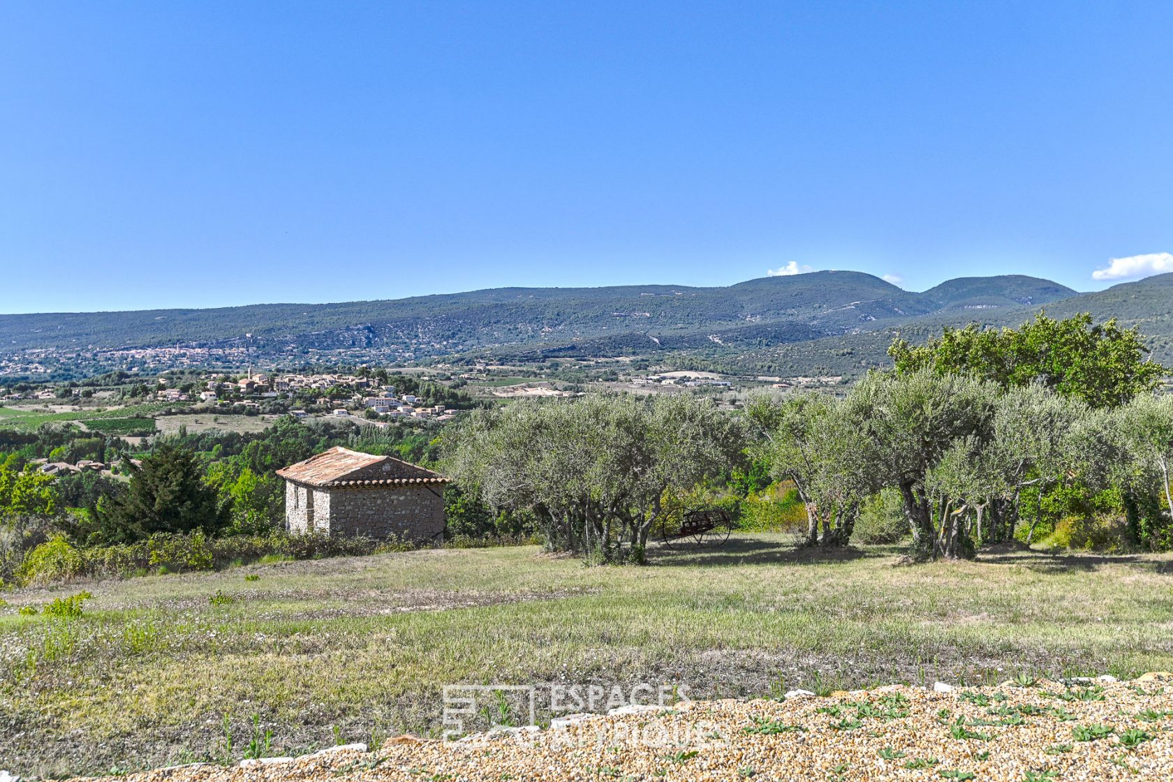 Antique et contemporaine avec vue panoramique