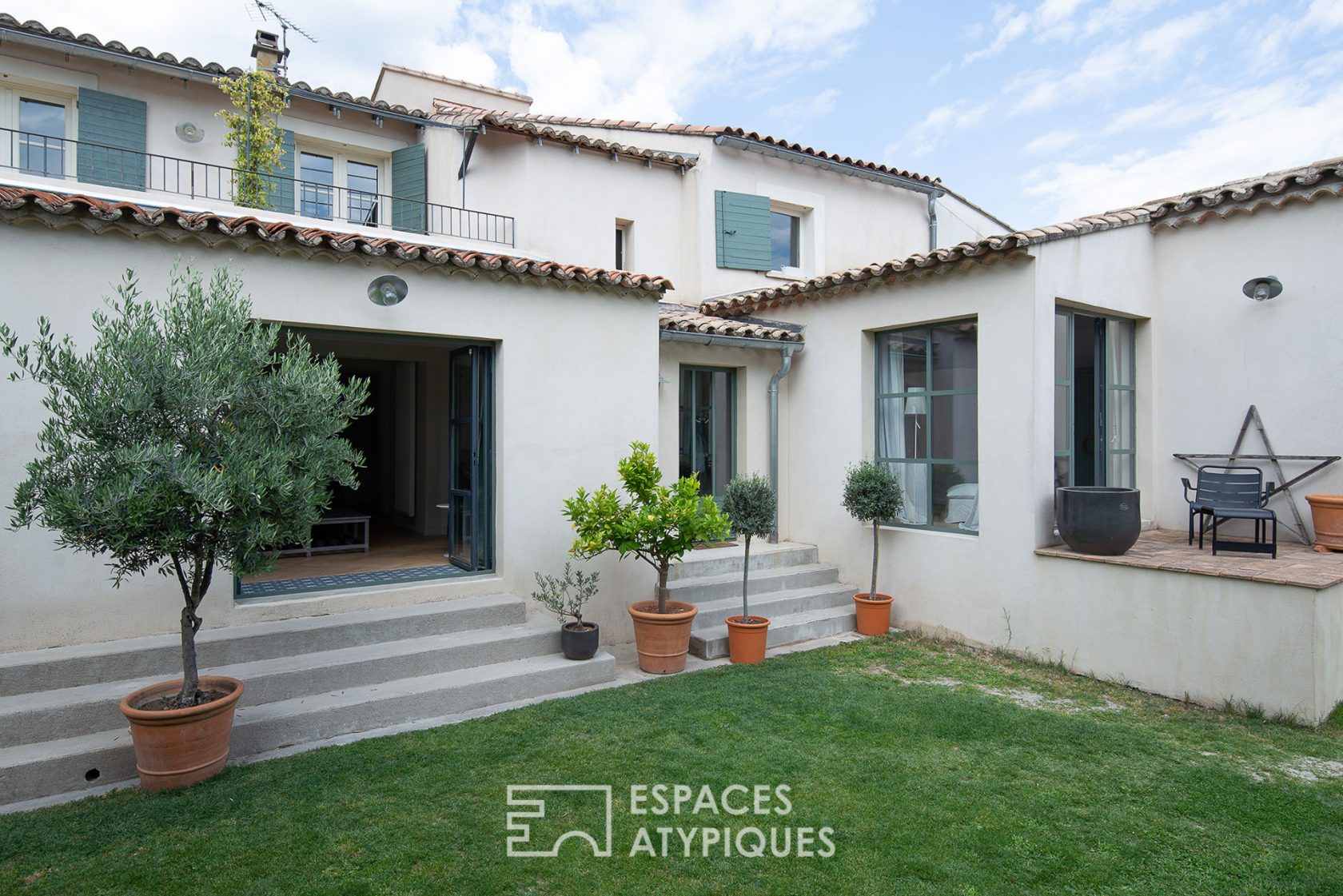 Haven of peace nestled in the heart of a Provencal village