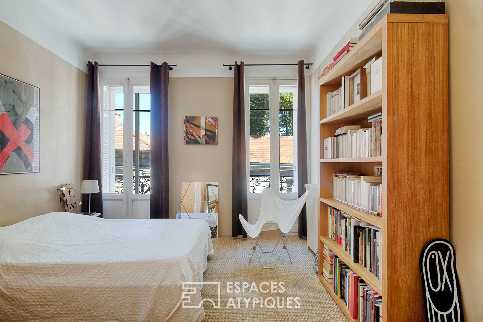 Apartment with bourgeois charm in intra muros
