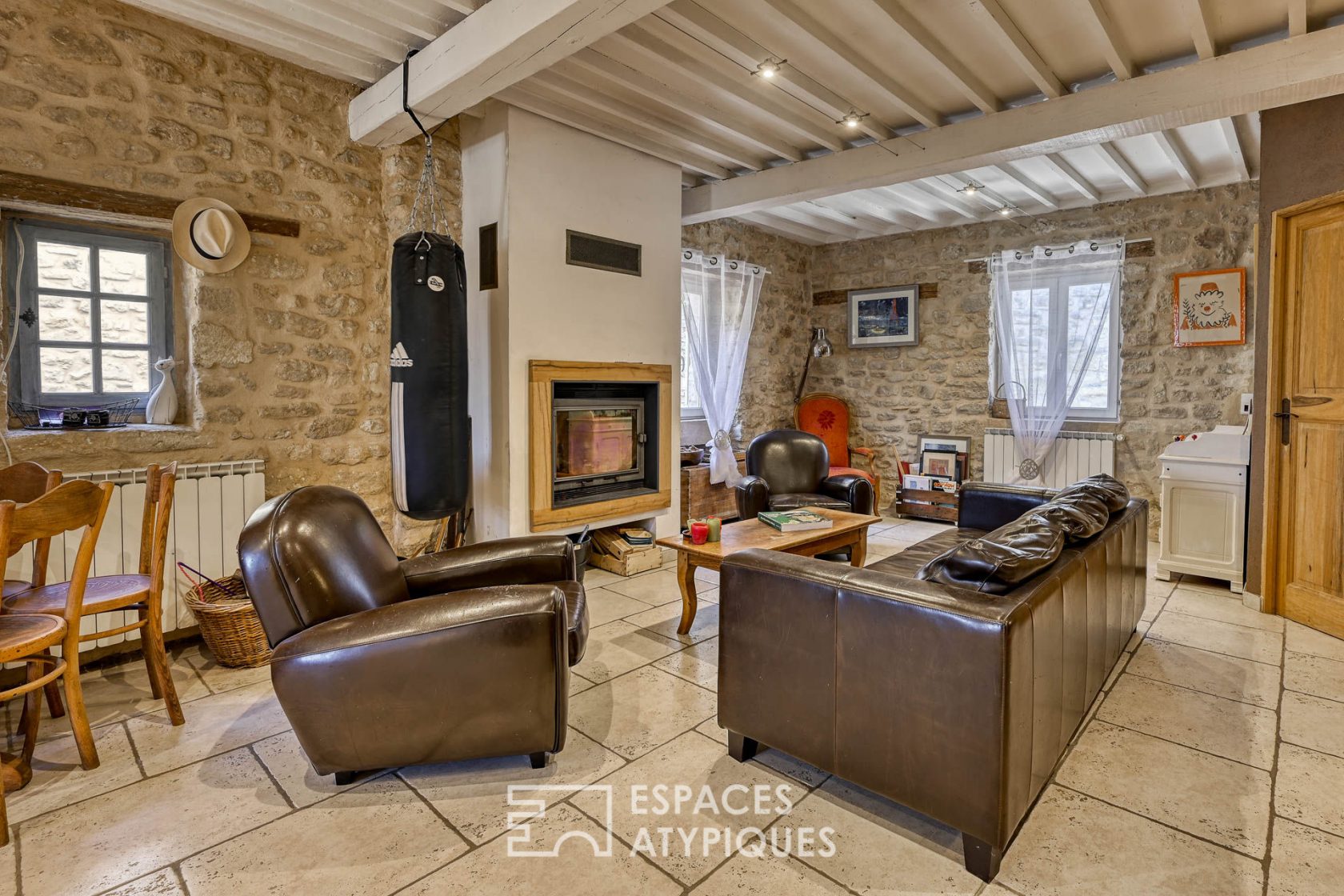 Charming old house in a peaceful village in the heart of splendid nature!