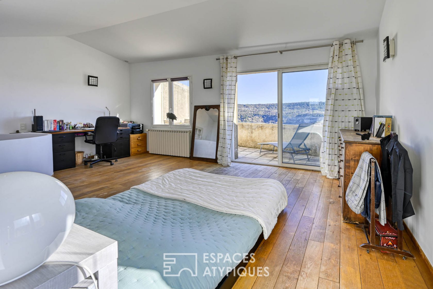 Charming old house in a peaceful village in the heart of splendid nature!