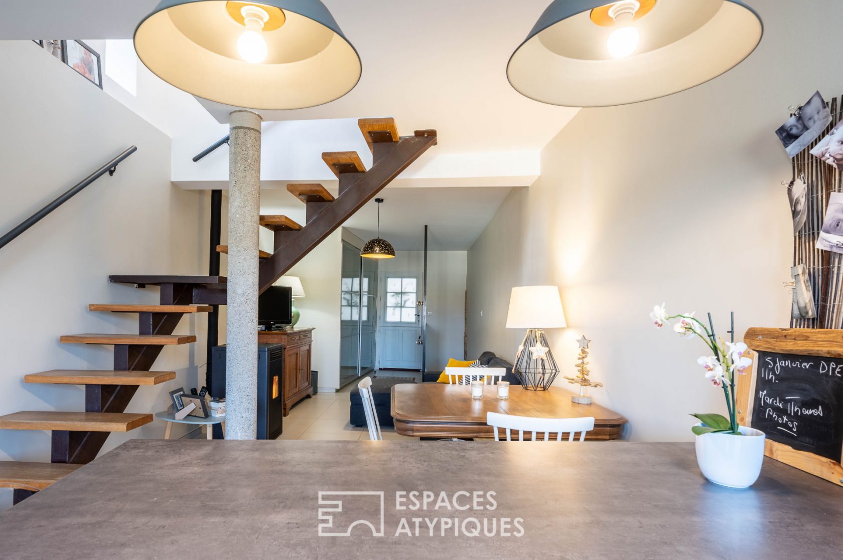 Elegant triplex with terrace