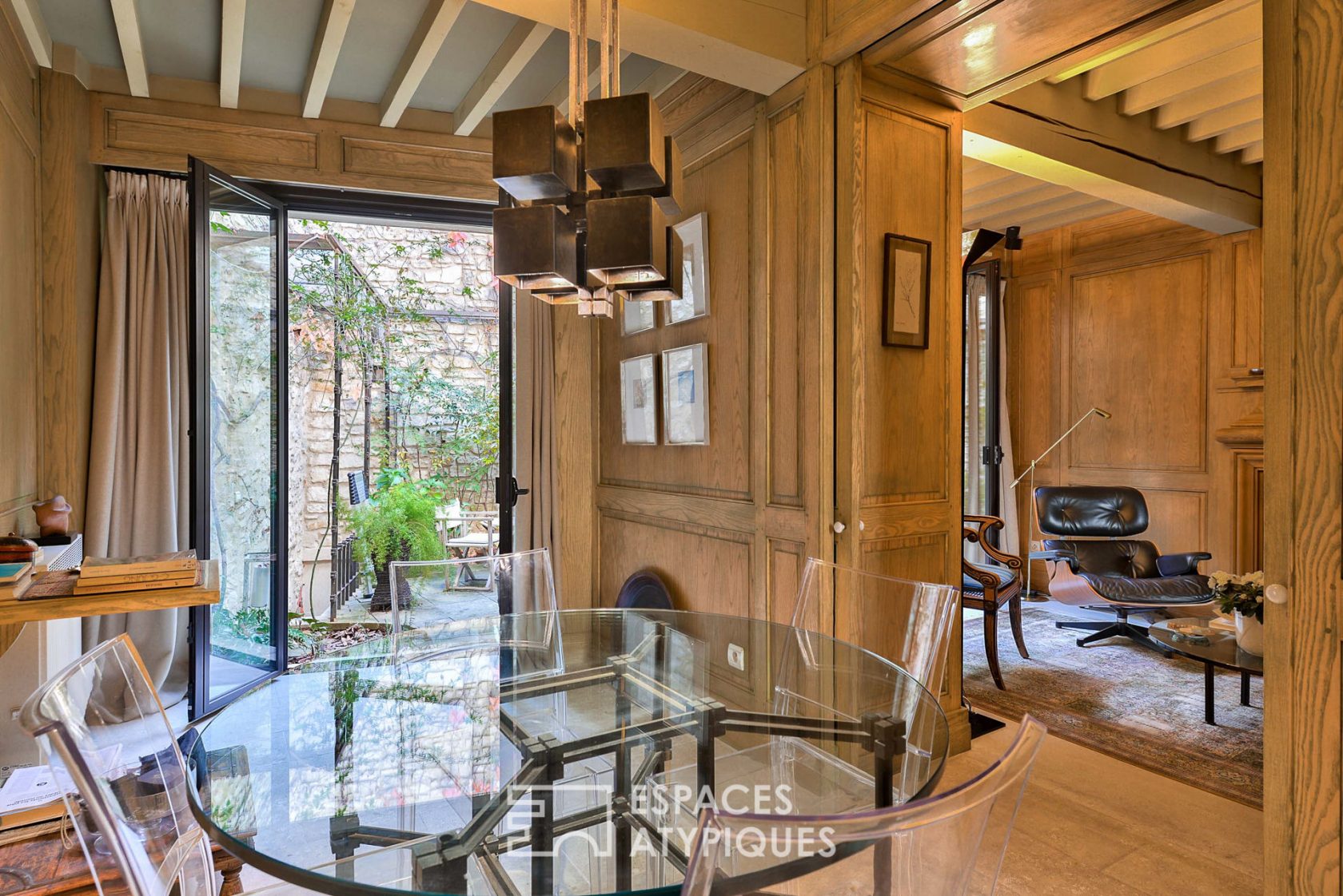 Elegant and surprising village house