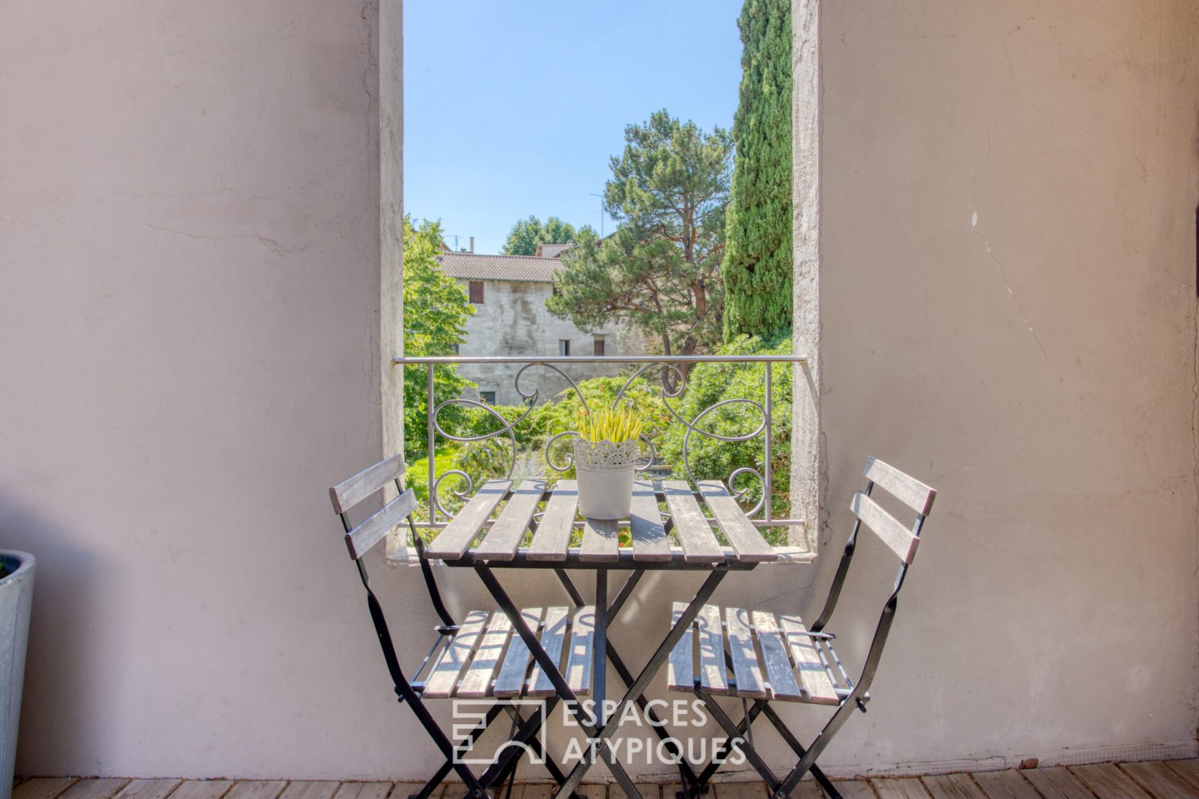 Charming building in the heart of Avignon