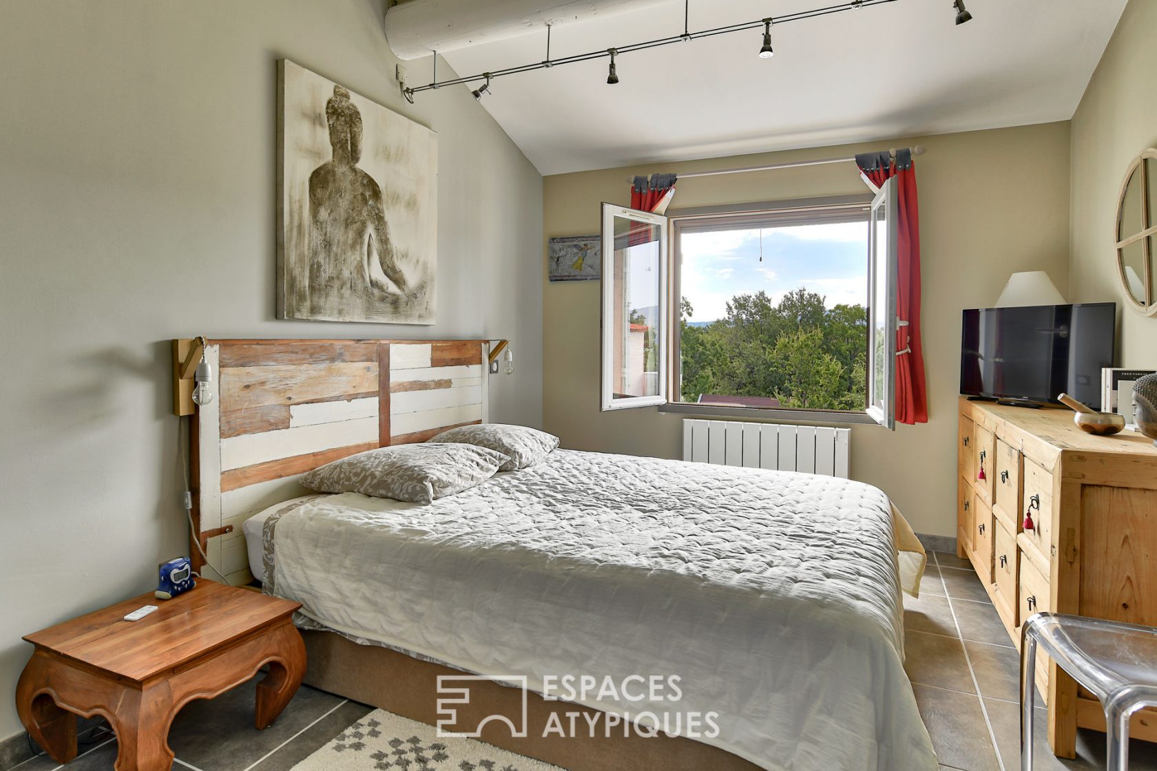 A natural setting in the heart of the Luberon