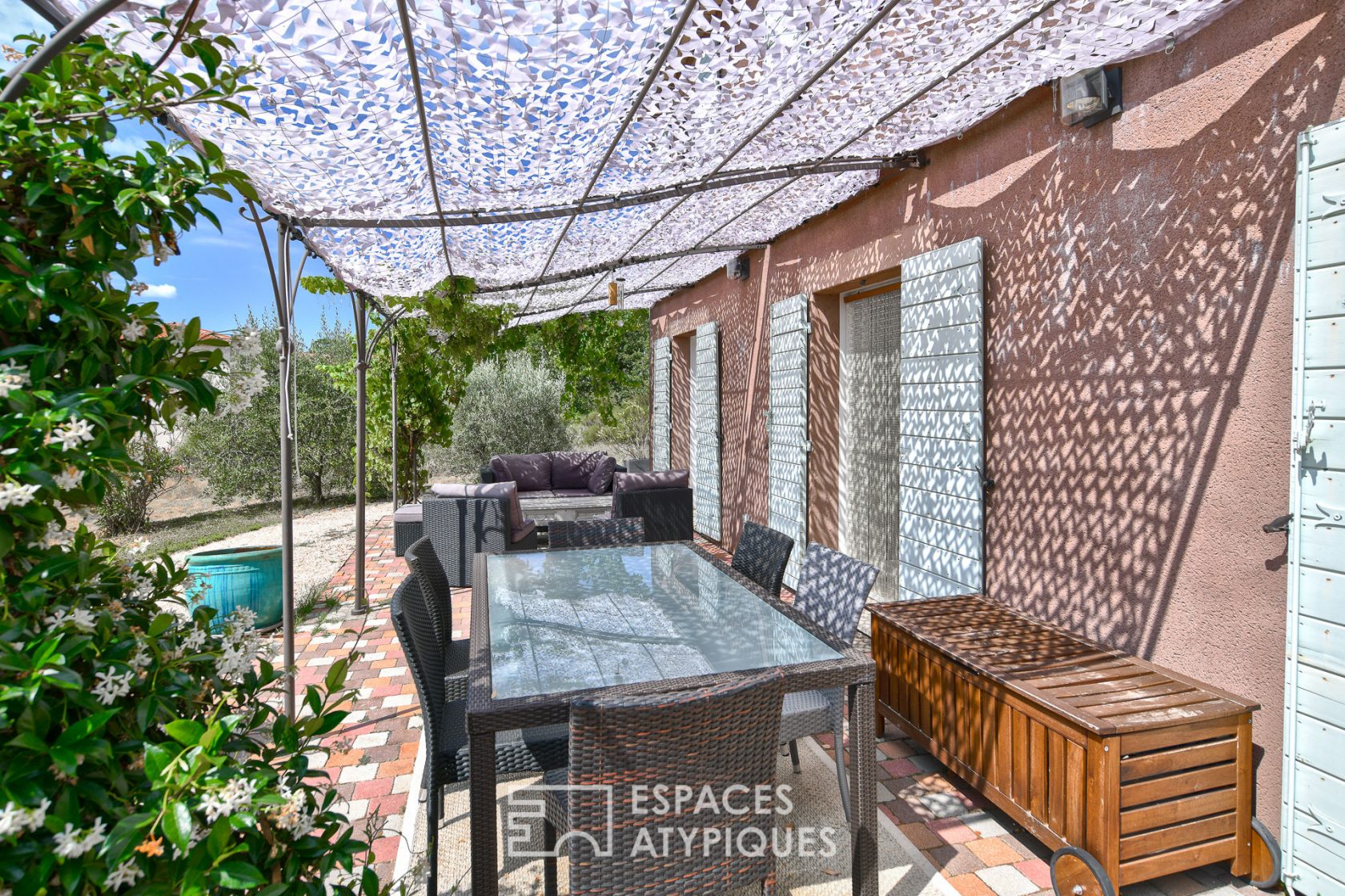 A natural setting in the heart of the Luberon