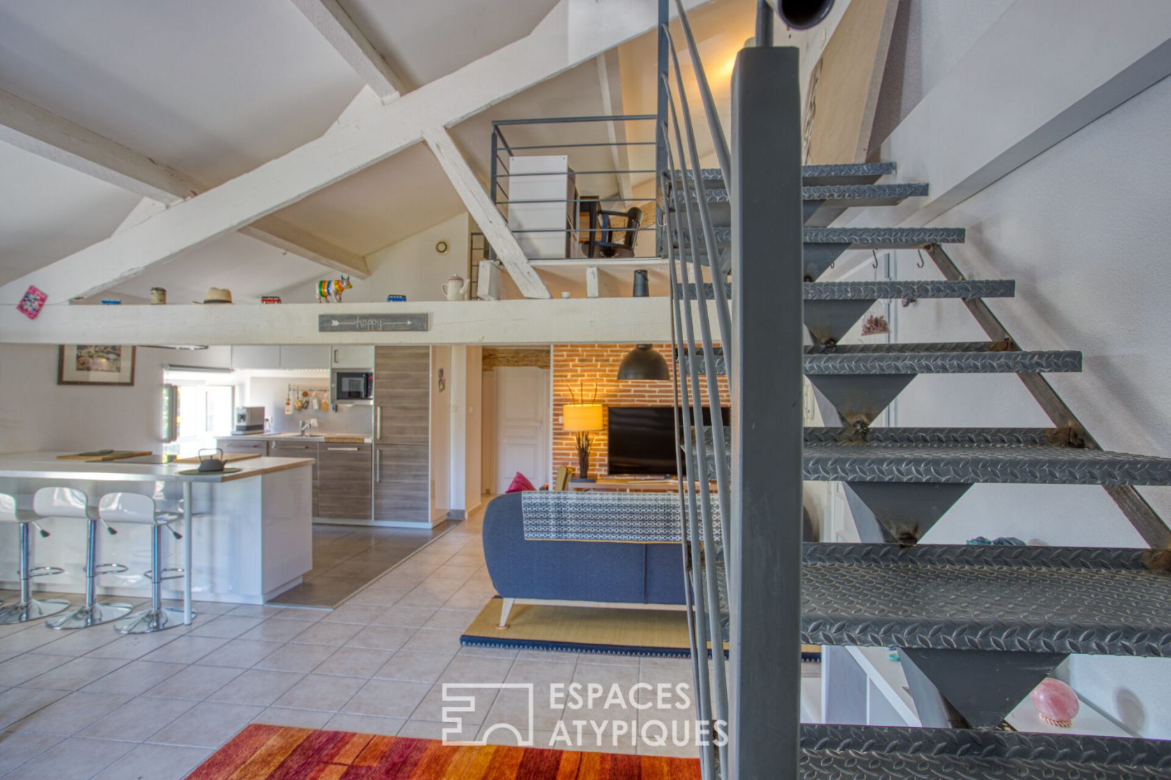 Top floor loft style duplex