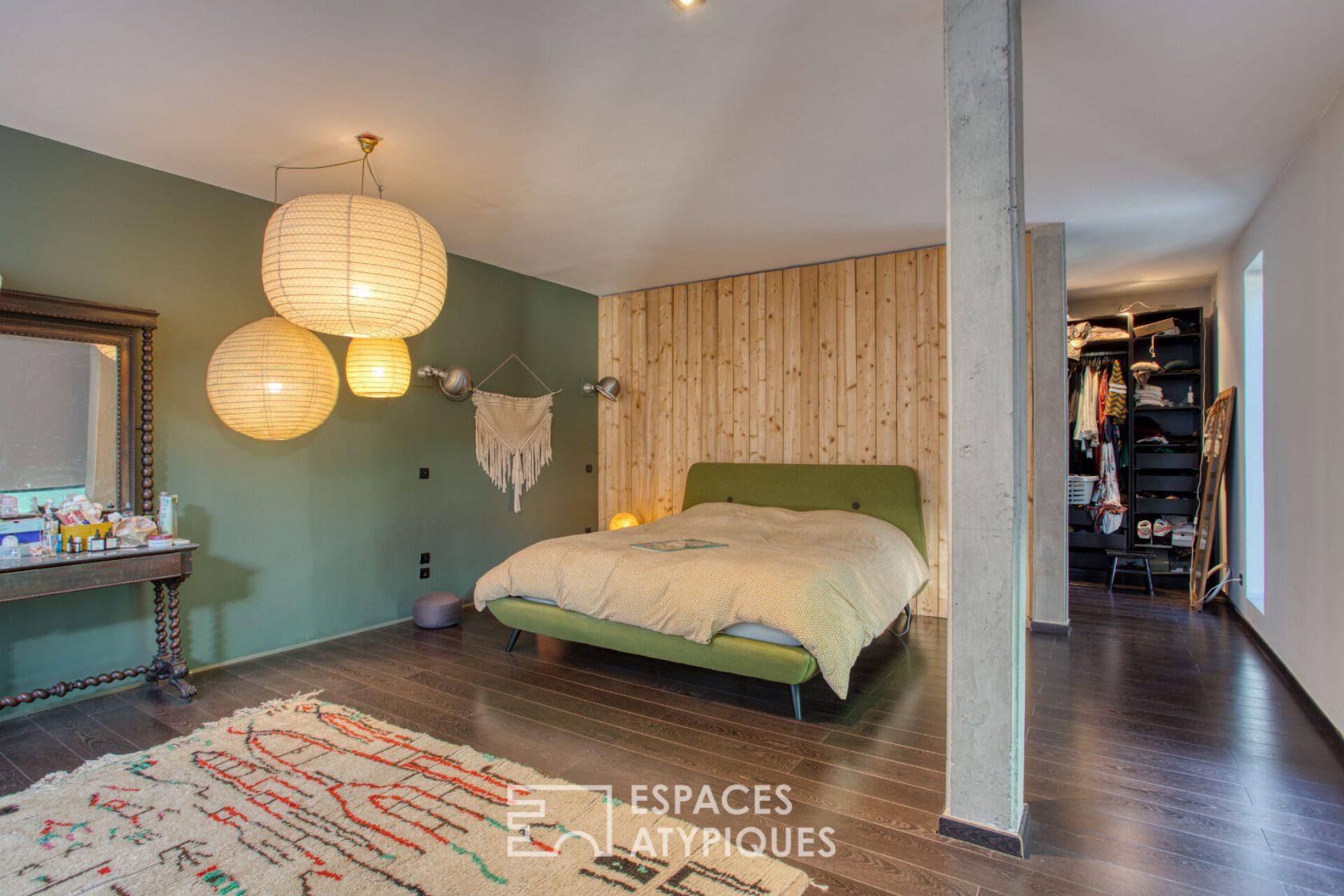 Jugle-style loft