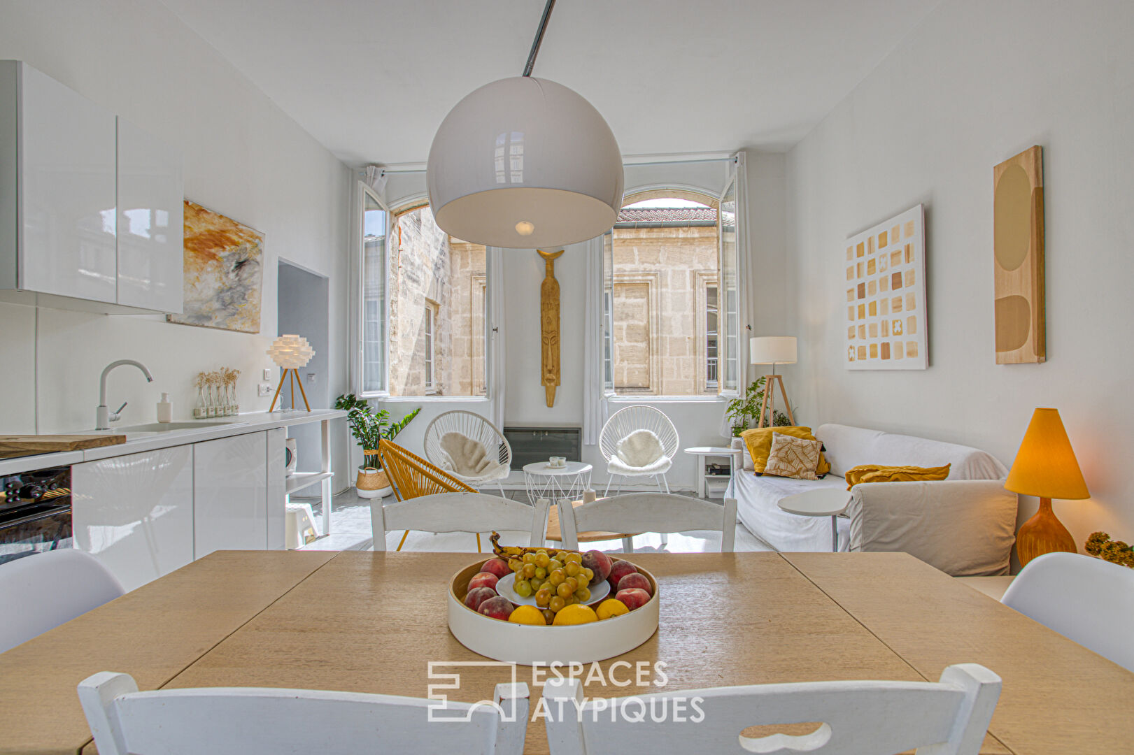 Rénovation raffinée pour ce beau duplex en dernier étage
