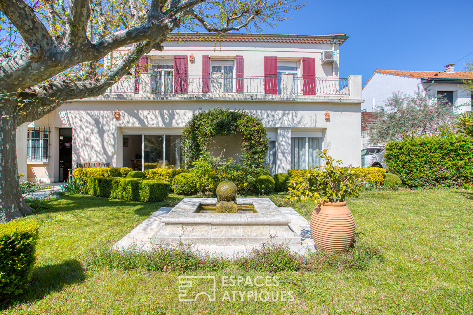 Maison de charme divisée en 4 appartements de caractère