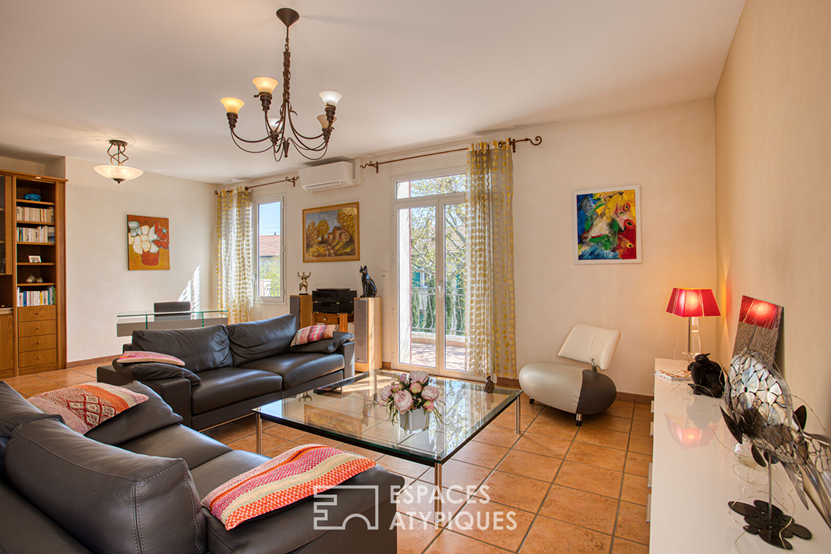 Maison de charme divisée en 4 appartements de caractère