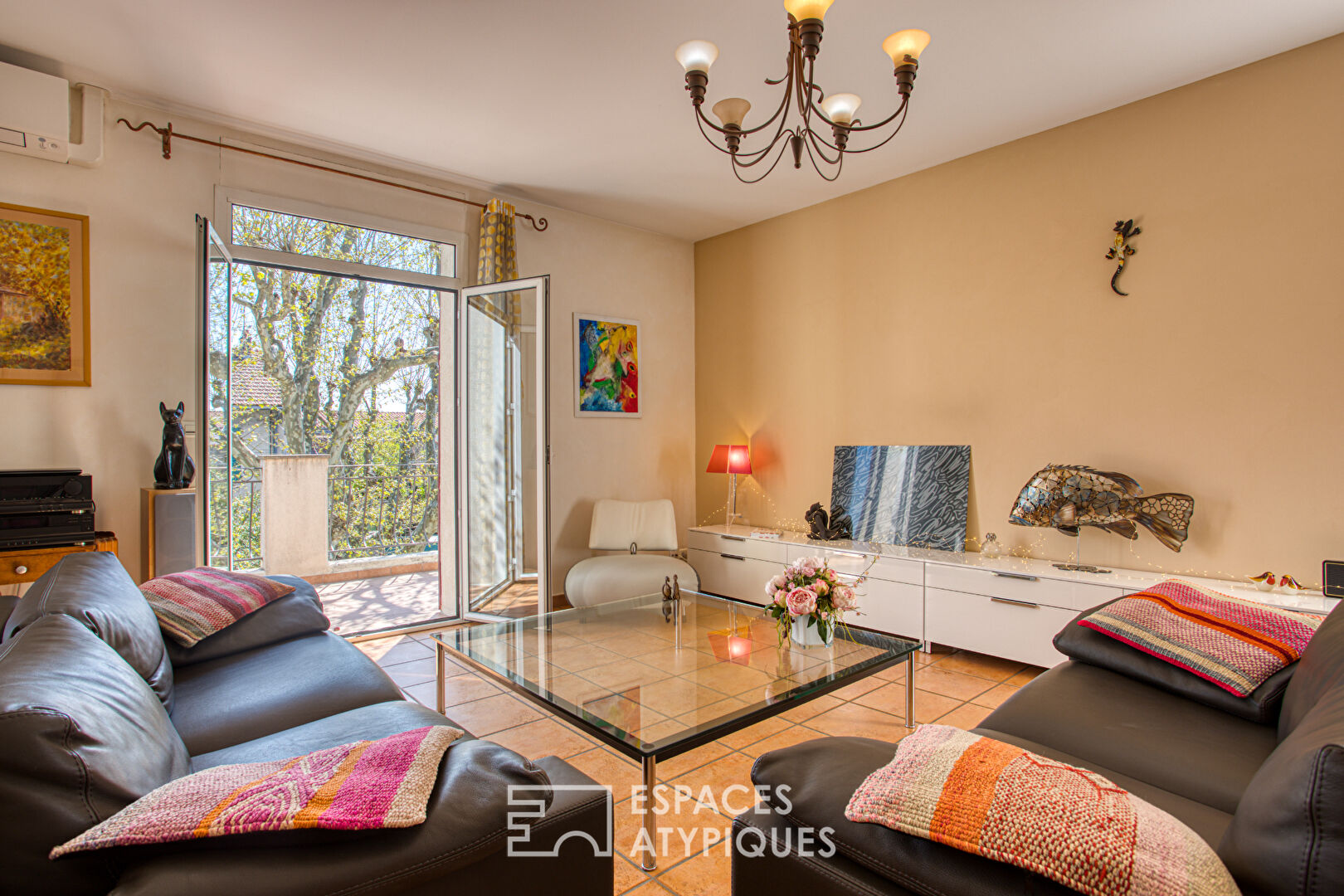 Maison de charme divisée en 4 appartements de caractère
