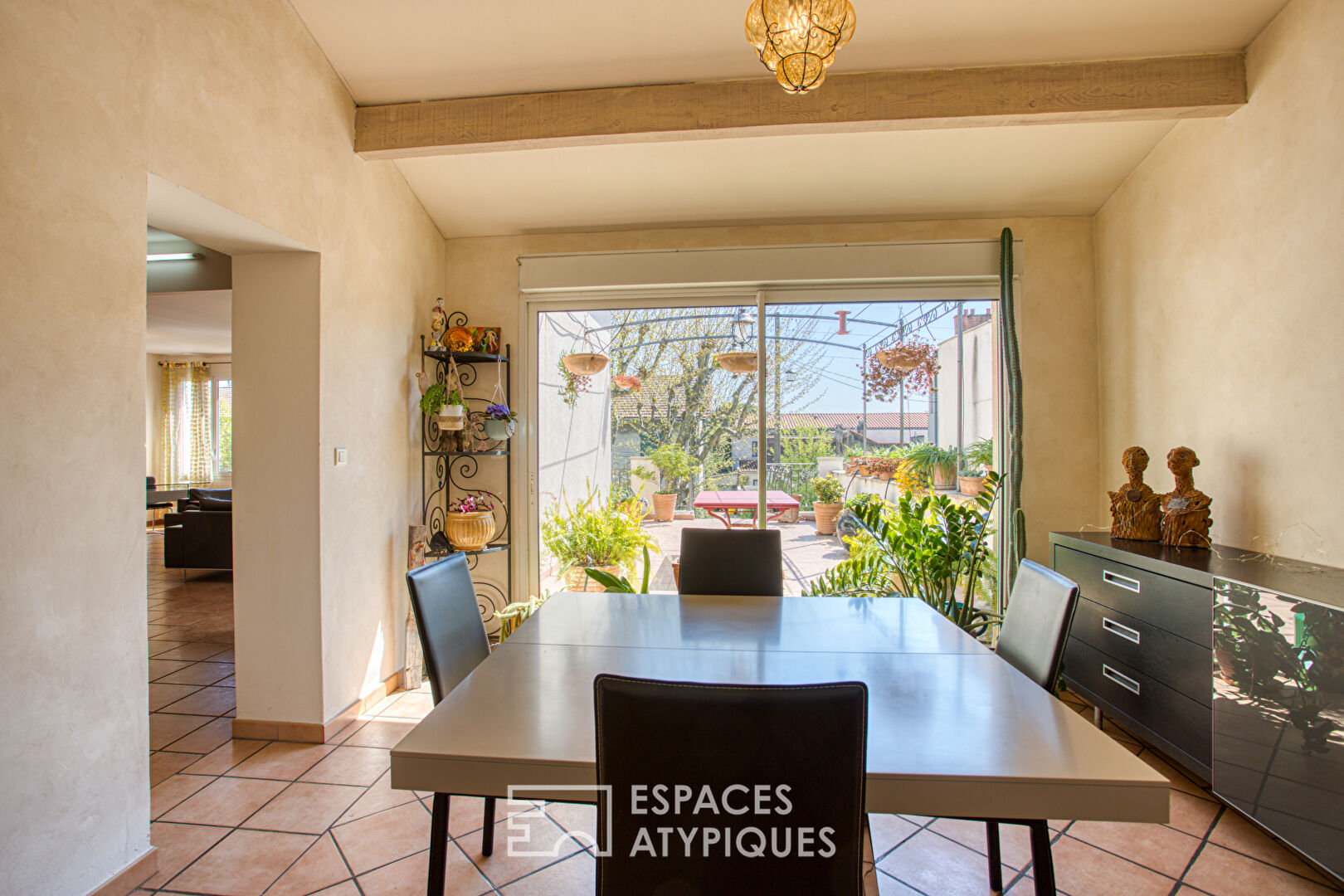 Maison de charme divisée en 4 appartements de caractère