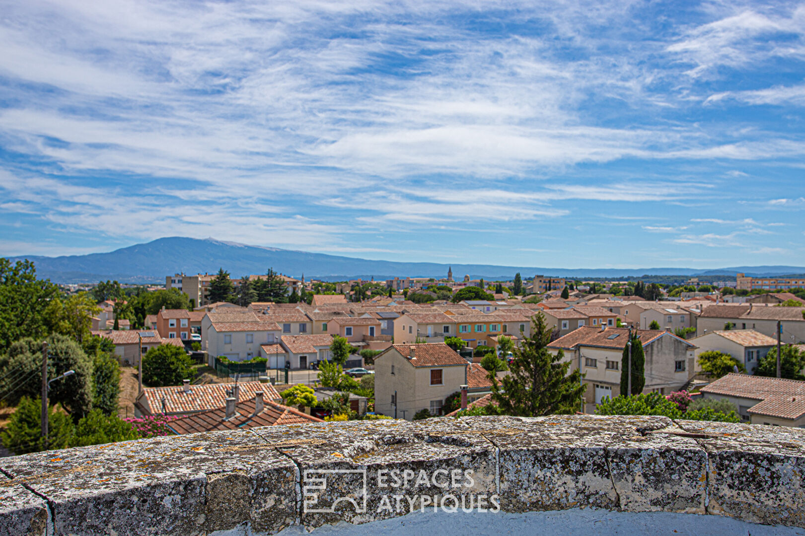 Mas de ville and its Templar Tower