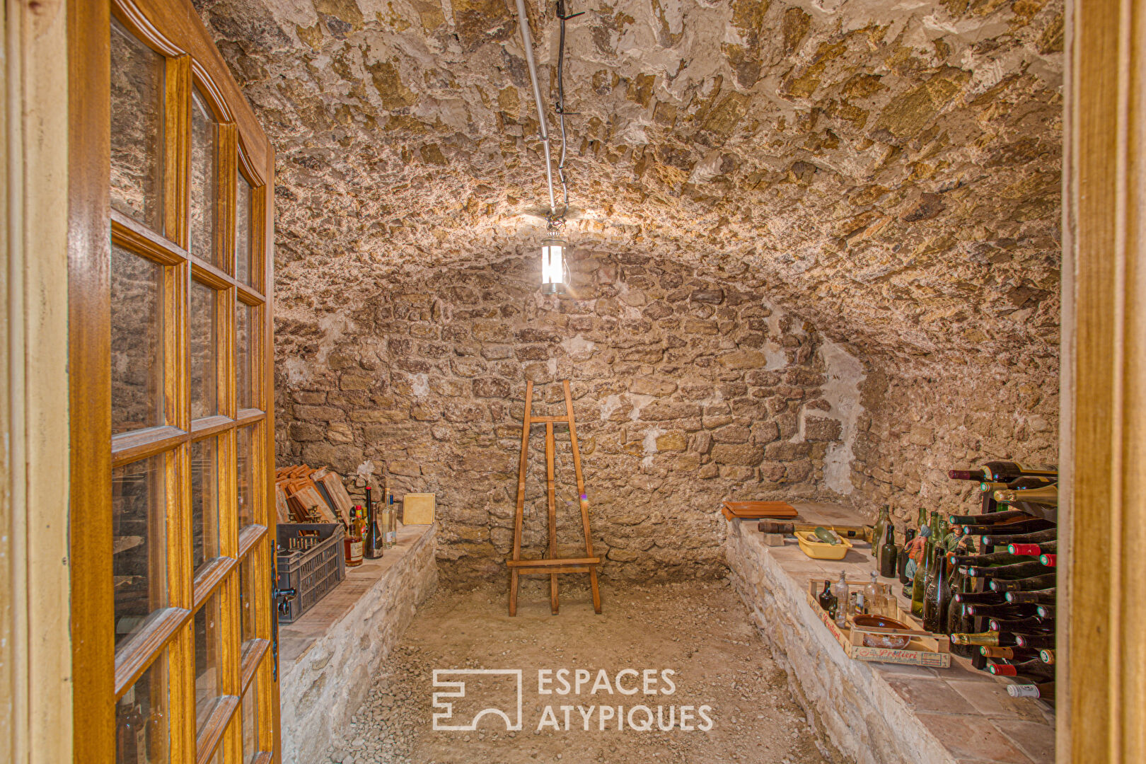 Maison de village aux deux logements avec piscine et vue