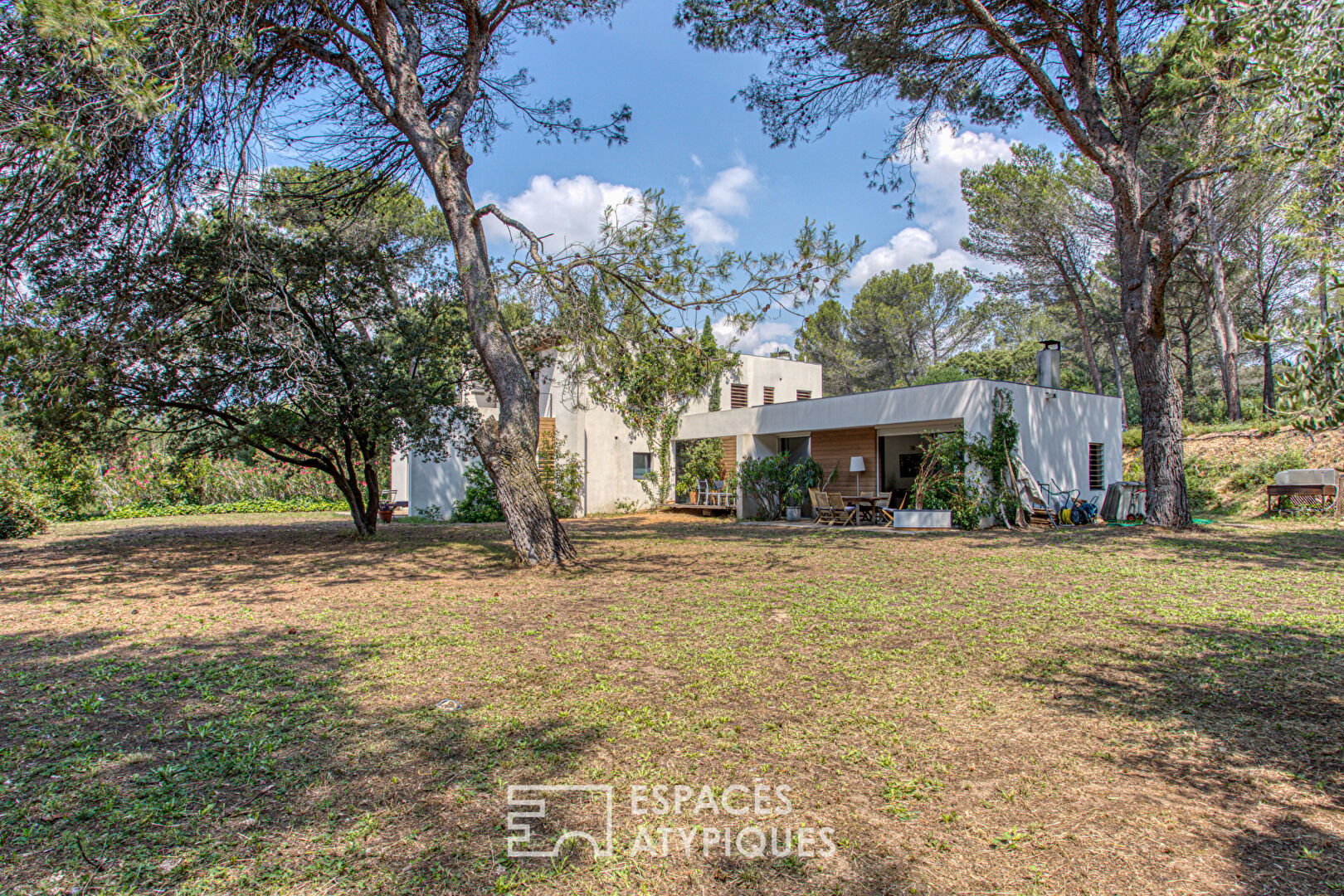 Maison contemporaine avec vue d’un architecte précurseur