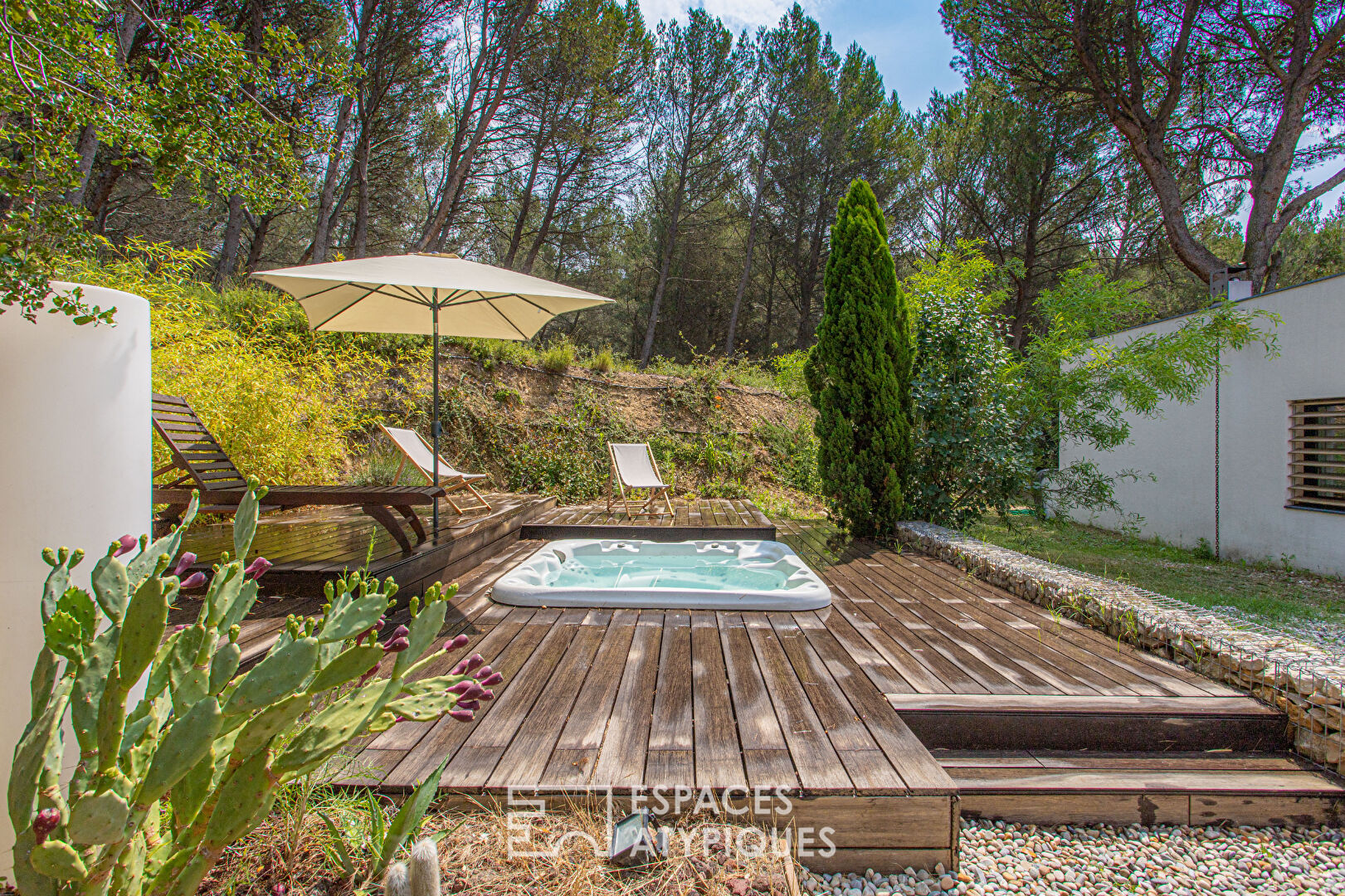 Maison contemporaine avec vue d’un architecte précurseur