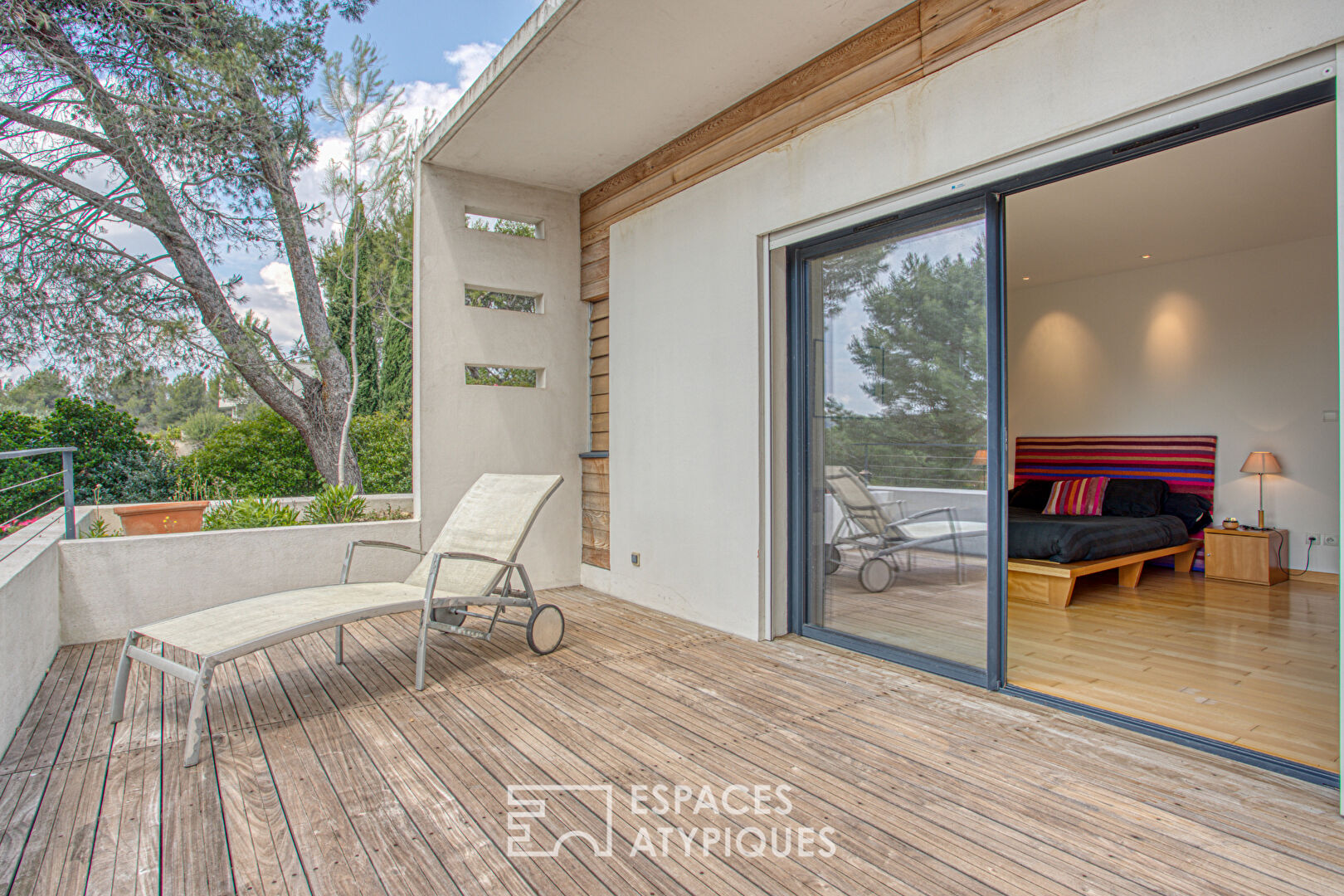 Maison contemporaine avec vue d’un architecte précurseur