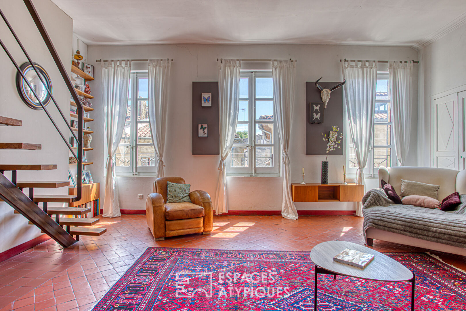 Charming apartment and its intramural terrace