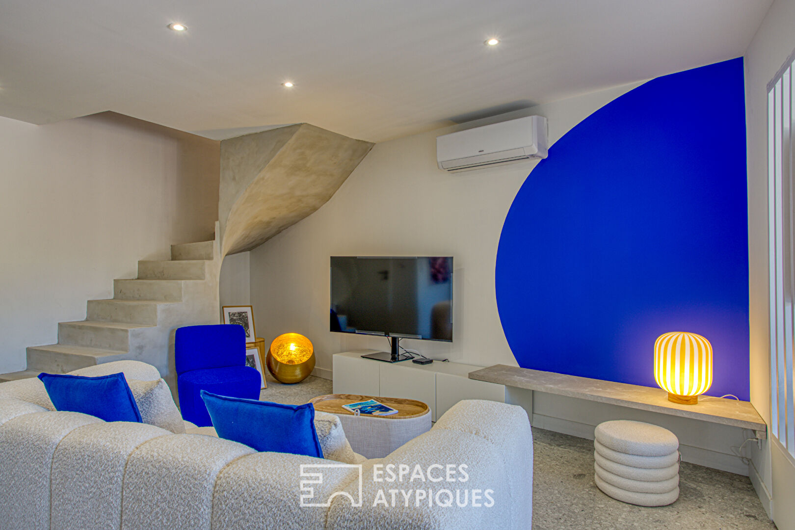 Quality renovation in the heart of Velleron