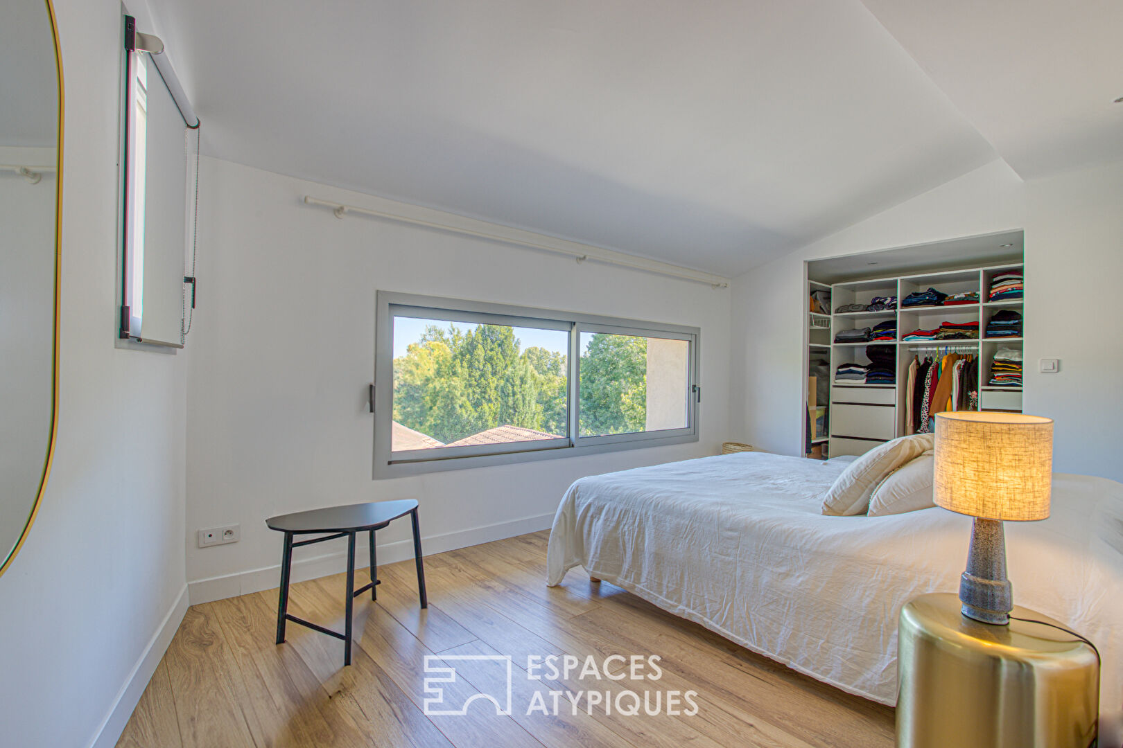 Quality renovation in the heart of Velleron