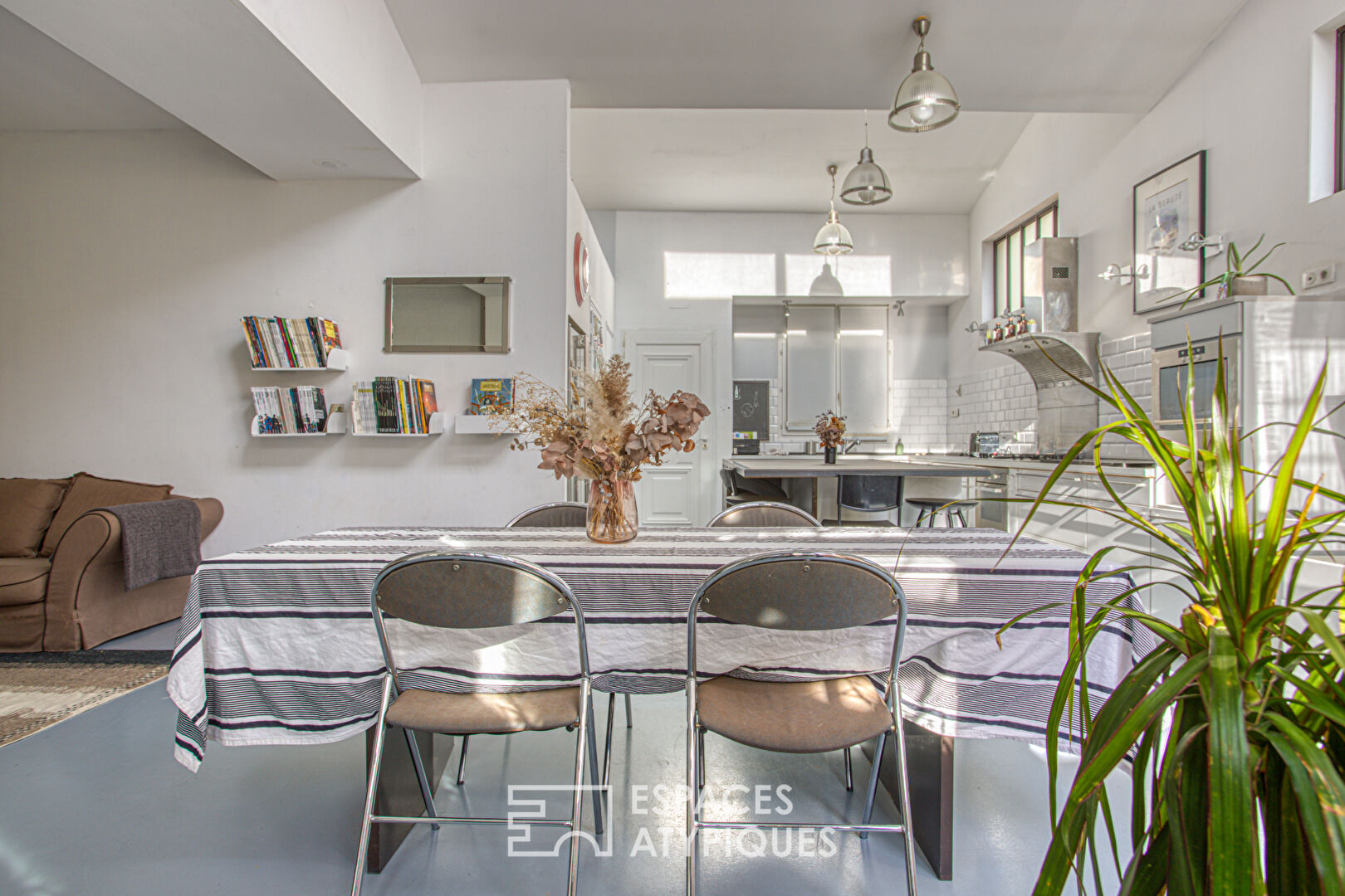 Loft en duplex avec patio aux abords d’avignon