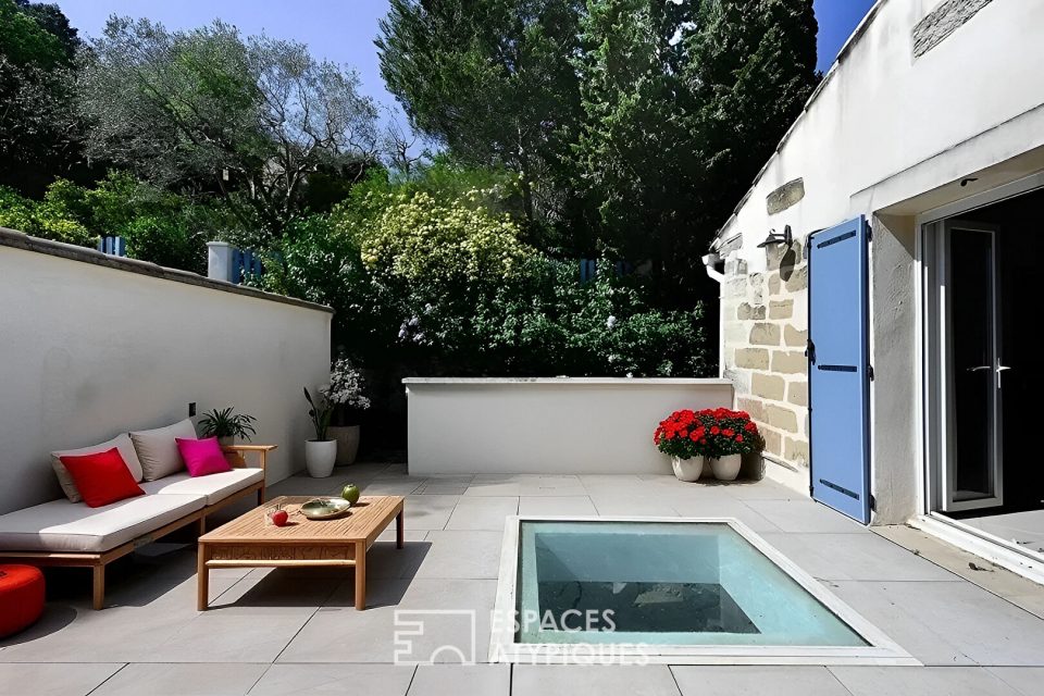Ravissante maison rénovée avec jardin et piscine