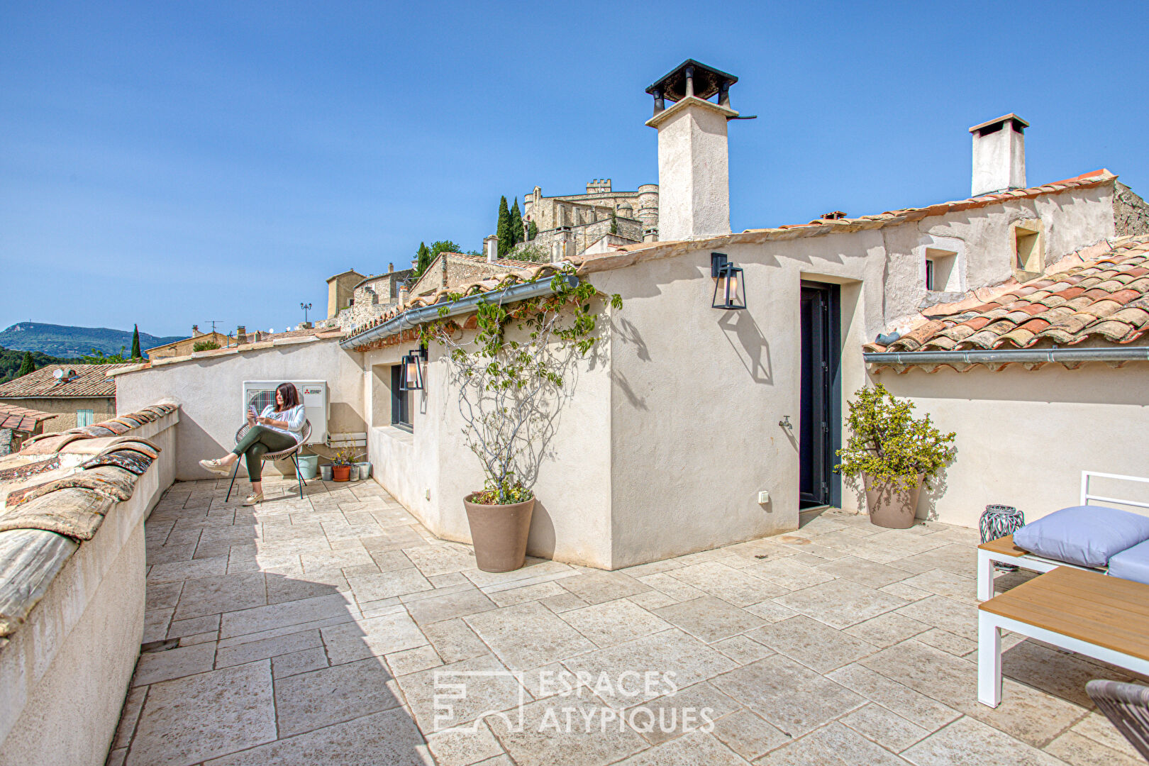 Rénovation d’exception avec vue imprenable au pied du Ventoux