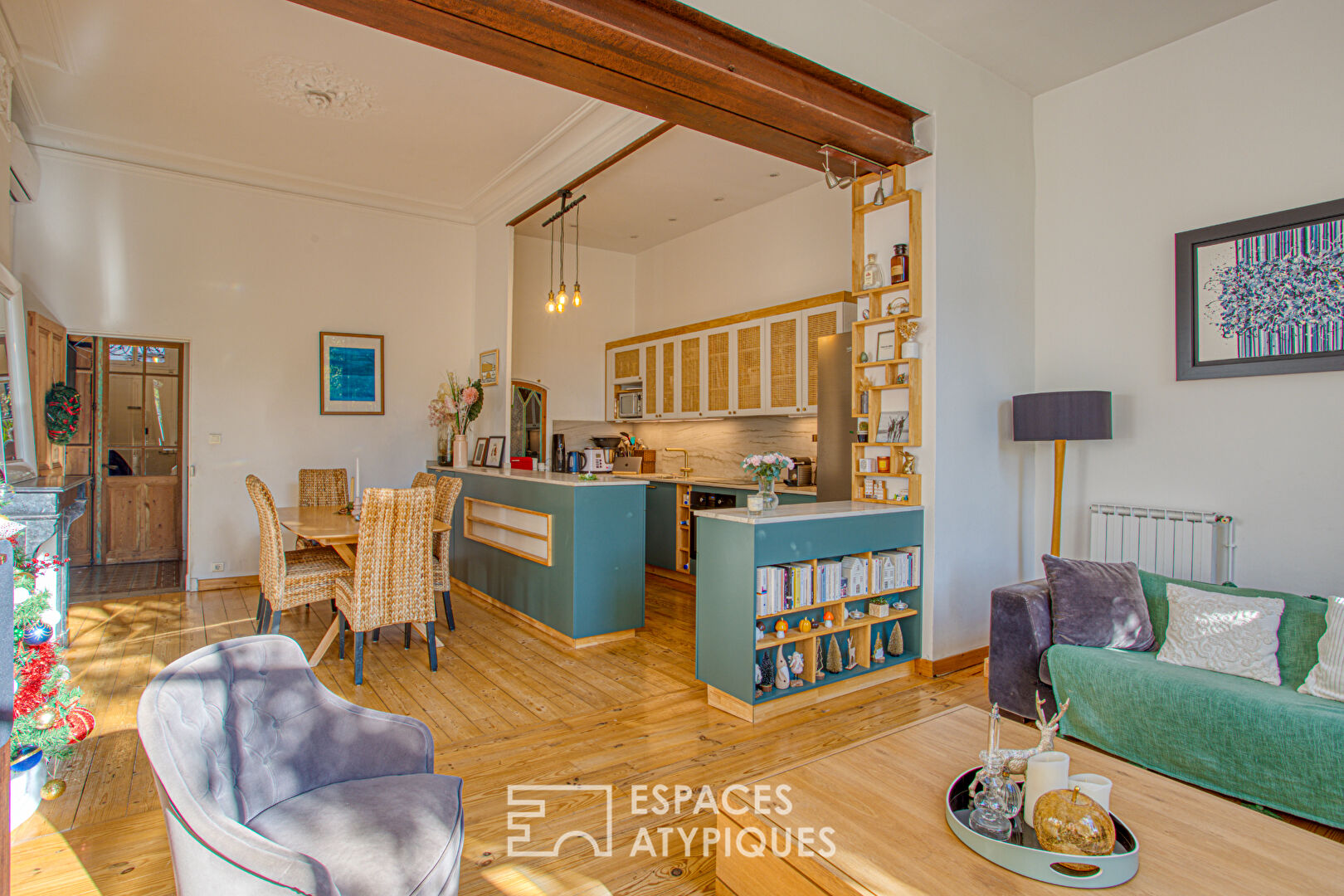Maison de charme et son jardin secret au coeur de la cité papale