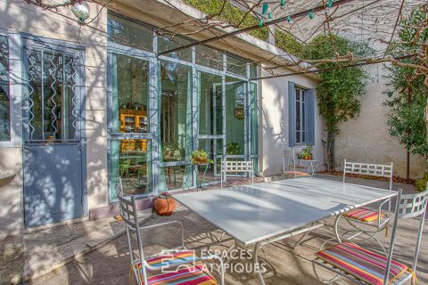 Charming house close to the historic center with garden and pond