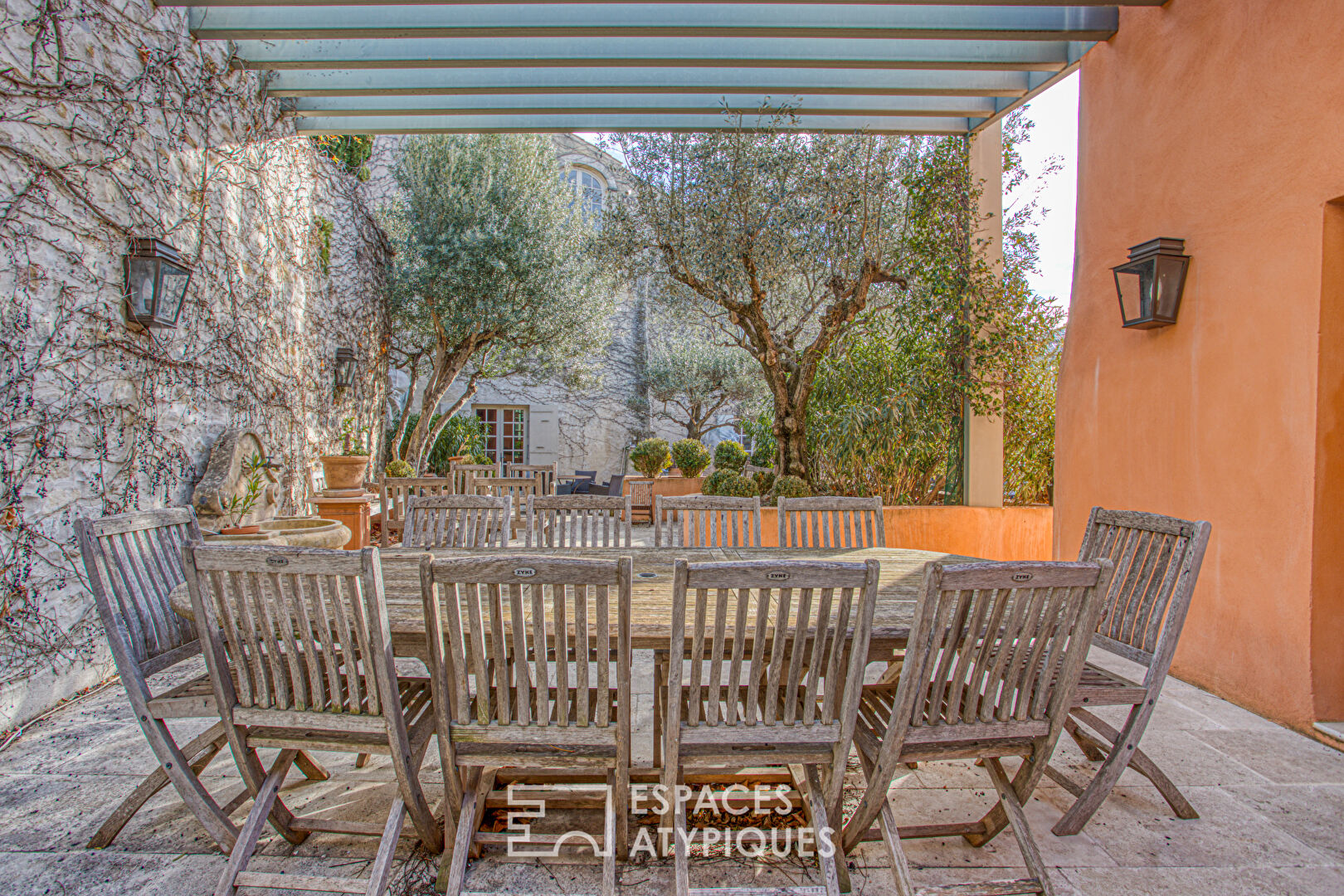 A refined setting in the heart of Provence